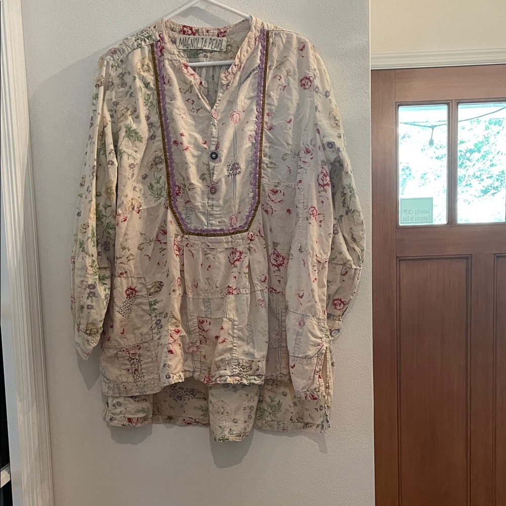 Magnolia Pearl Cream Floral Button Down Shirt